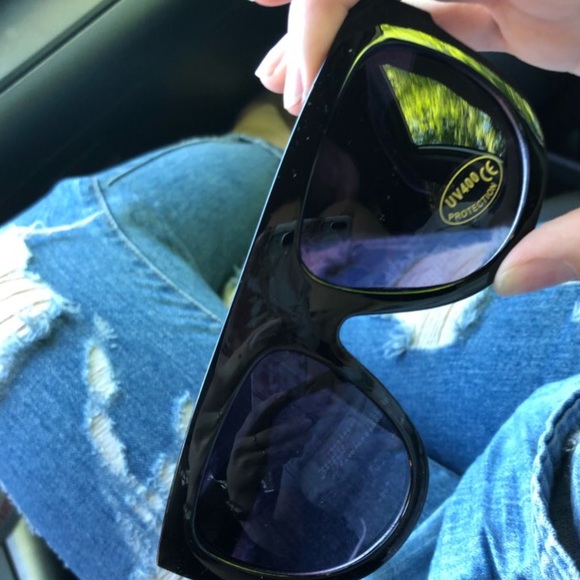 Flat top oversized sunglasses - Picture 3 of 6